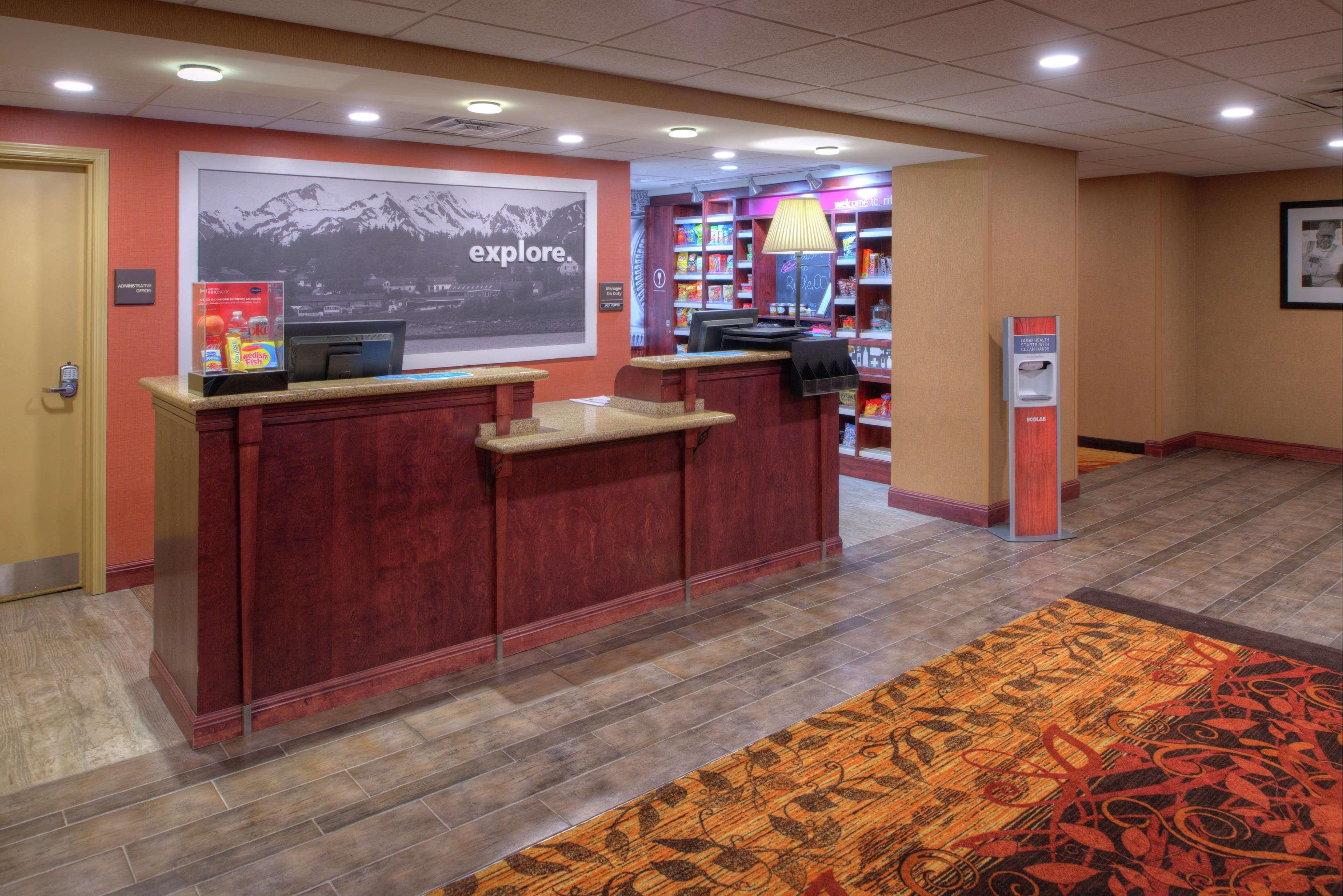 Hampton Inn & Suites Rifle Exterior photo